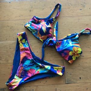 Floral print bikini